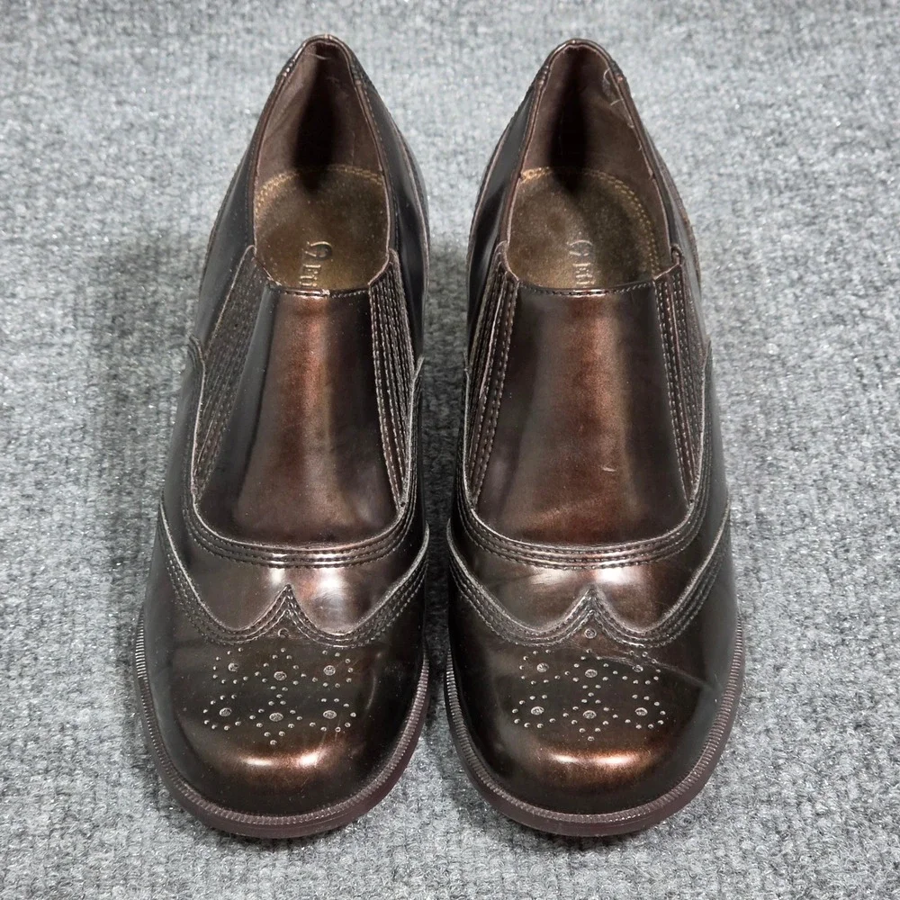 Etienne Aigner Nessie Bronze Metallic Wingtip Shooties Block Heel Womens 6.5M